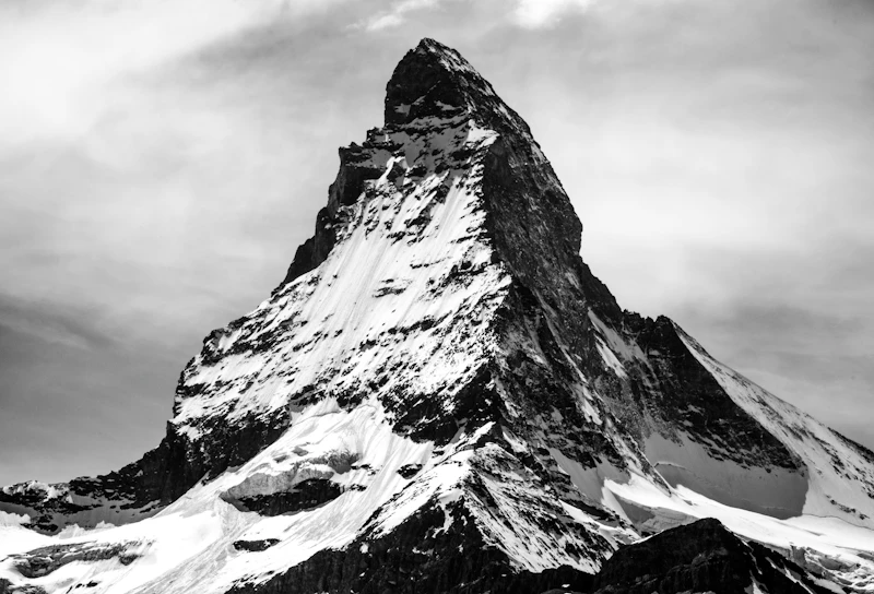 Le Cervin en noir et blanc